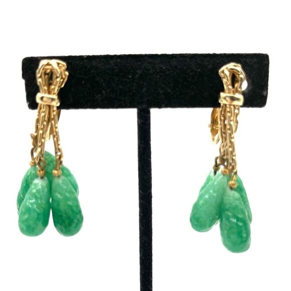 Clip on Earring W/ Gold Tone & Faux Jade - Picture 1 of 2